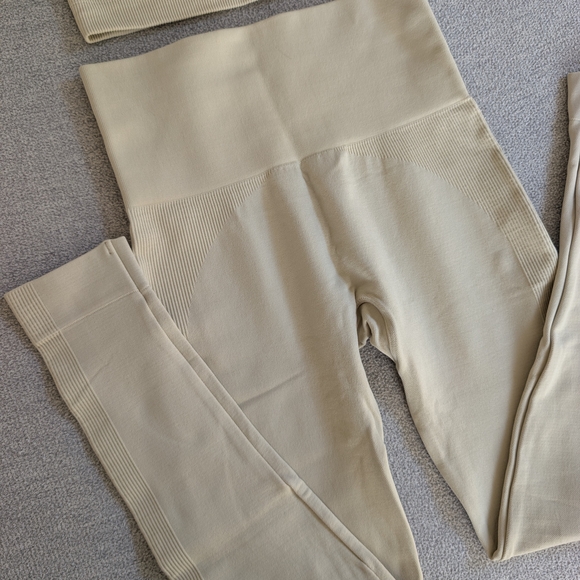 SET Active Green Ribbed Set - Picture 6 of 8